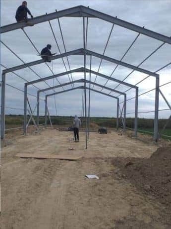 Hale metalice disponibile pe stoc facem și la comandă