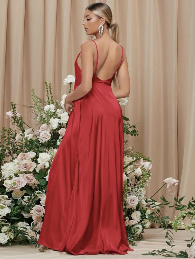Чисто нова сатенена червена дълга официална рокля с гол гръб