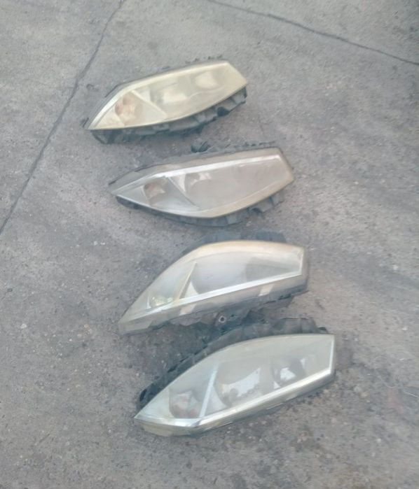 Far stanga dreapta Renault Megane 2 , scaun , haion , 205 65 15 set 4