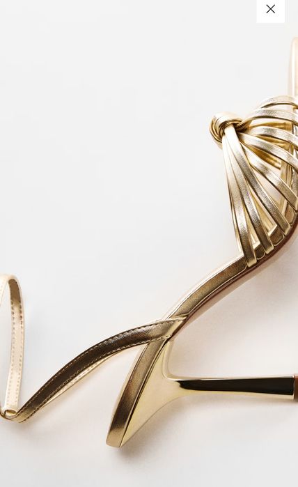 Sandale aurii cu barete și toc