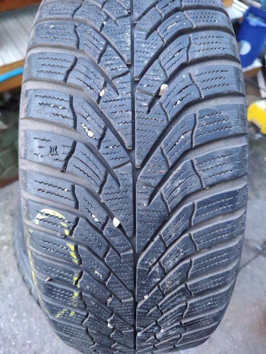 Anvelope 215 55 r17 iarna kumho