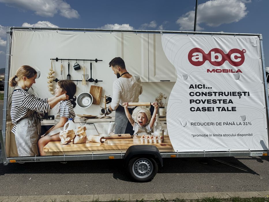 Remorci publicitare noi XXL - 27 m2 de banner