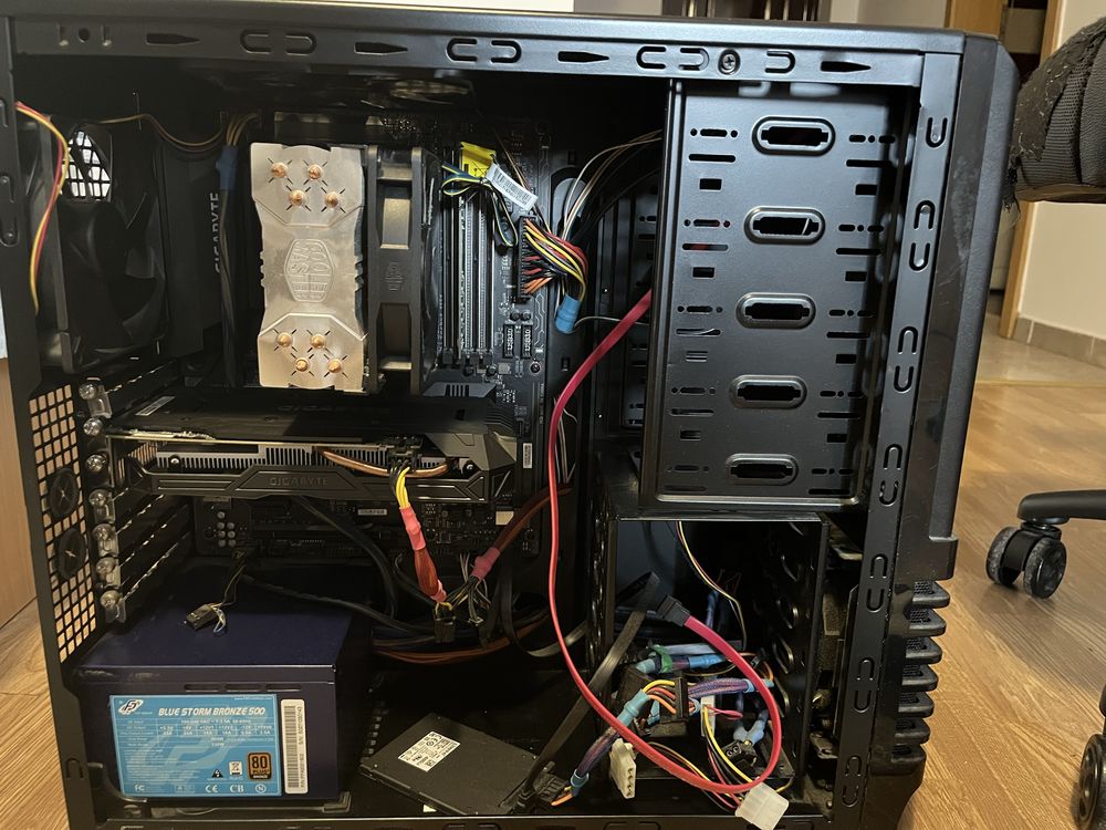 Unitate PC full build