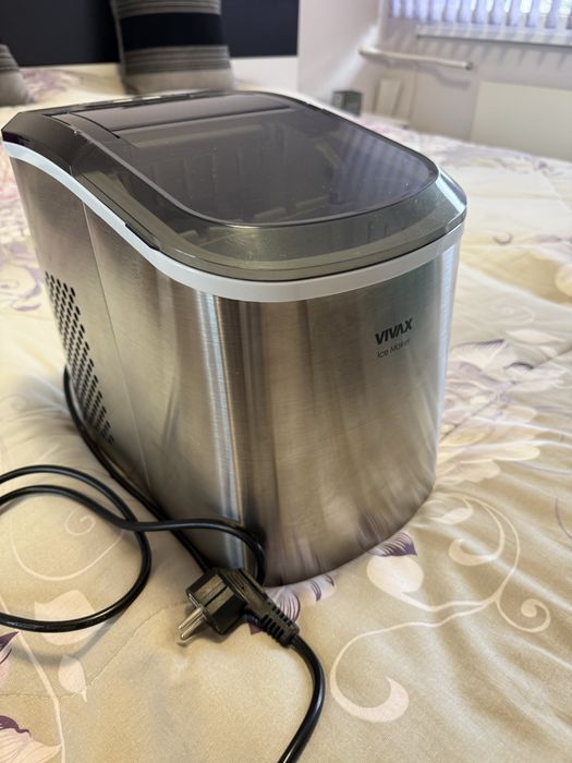 Продавам Ледогенератор “Vivax”