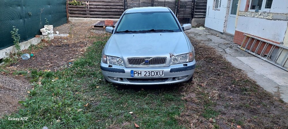 Vând Volvo S40 2.0T 165 cai