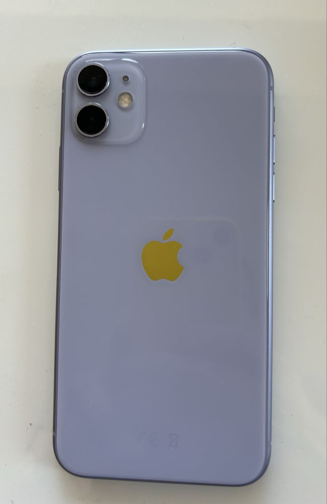 Iphone 11/64gb +5 кейса+5 протектора
