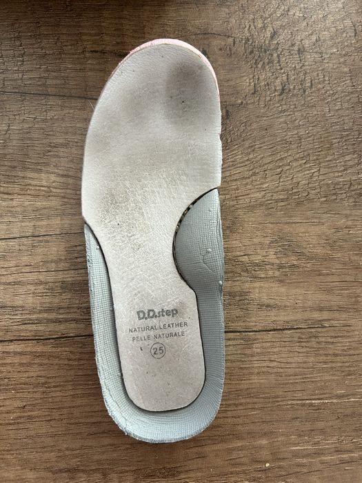 Детски кожени обувки за момиче