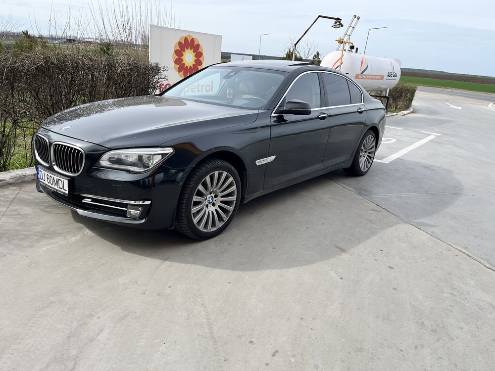 Vand bmw 740 din