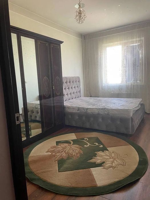 Срочно! Квартира на Лабзак (Ц12) 2/8/9 общ пл 65м   с обстановкой