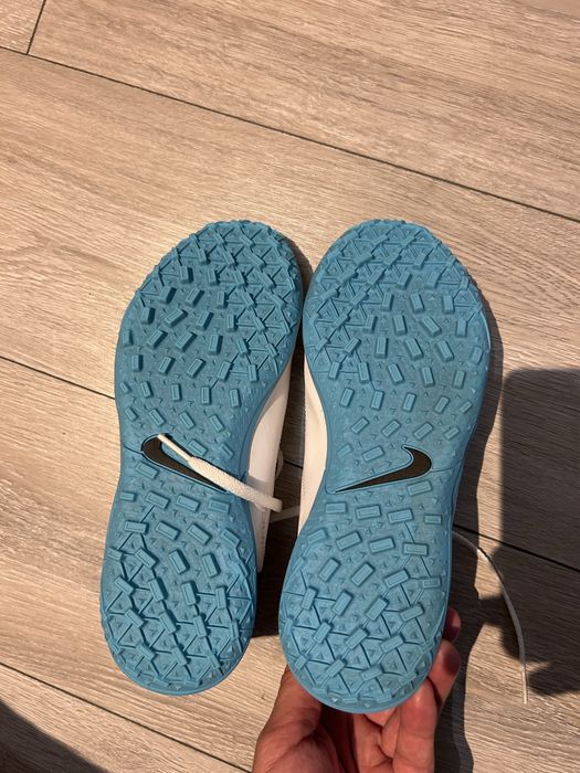 Nike Tempo-38.5 Стоножки