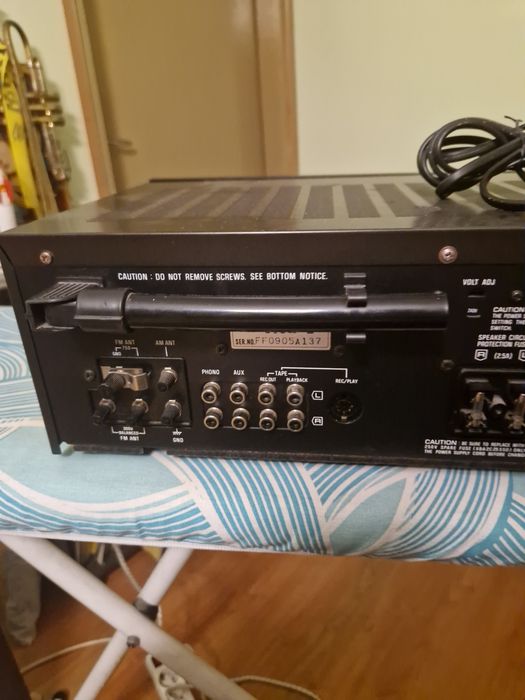 Красив ресивър Техникс, сглобен в Япония