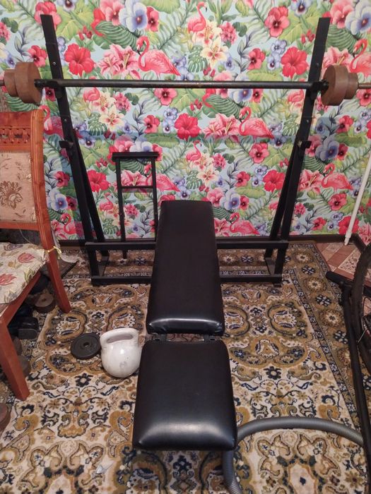 Тренажер для жима лежа