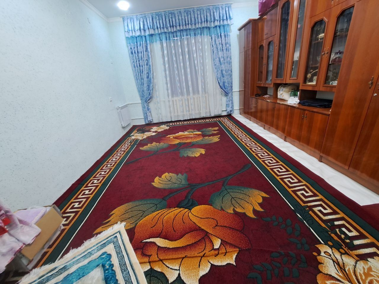 Qurib bitlazilgan, yashashga tayyor hovli