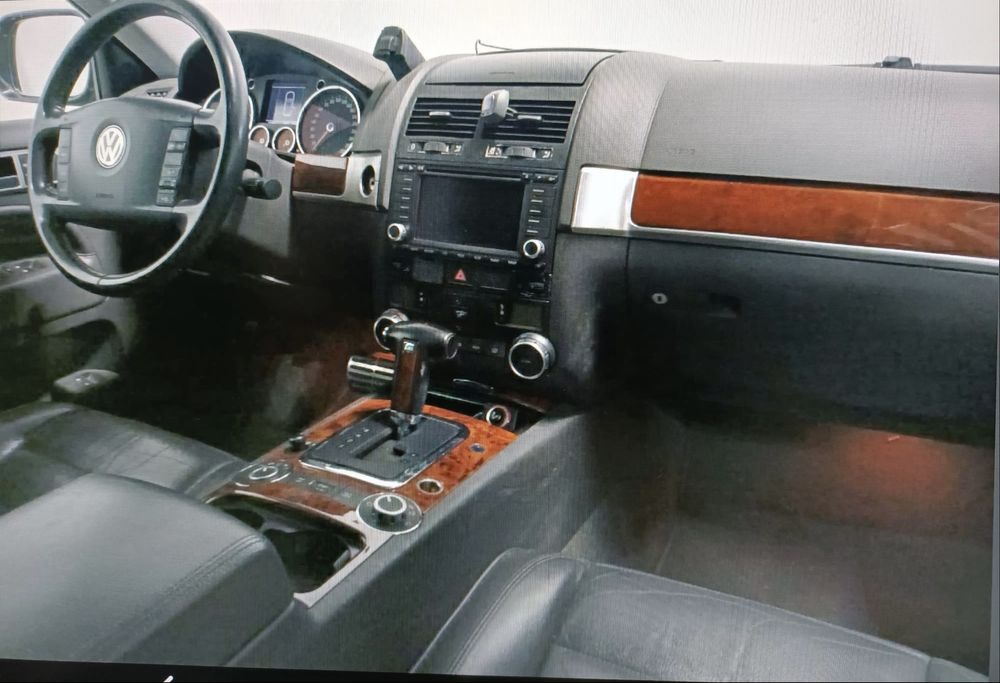 VW Touareg 4.2 V8
