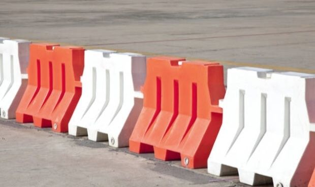 Бордюр для безопасности для дорожного движения
