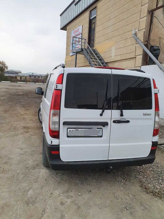 Mercedes Benz Vito 111