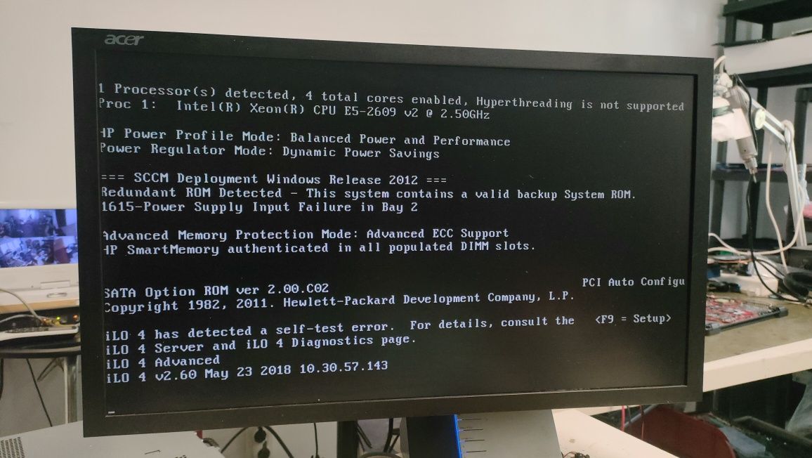 Server HPE PROLIANT DL360P GEN8, 2609v2, 8 Gb RAM, SAS 3x900Gb+2x300GB