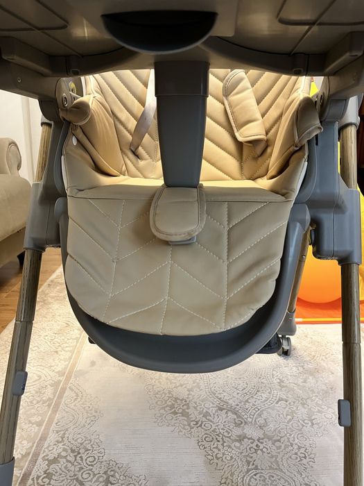 Scaun de masa pentru copii