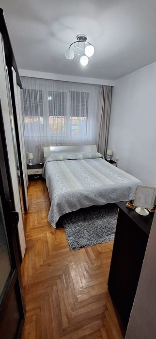 Vand apartament 2 camere zona CAM