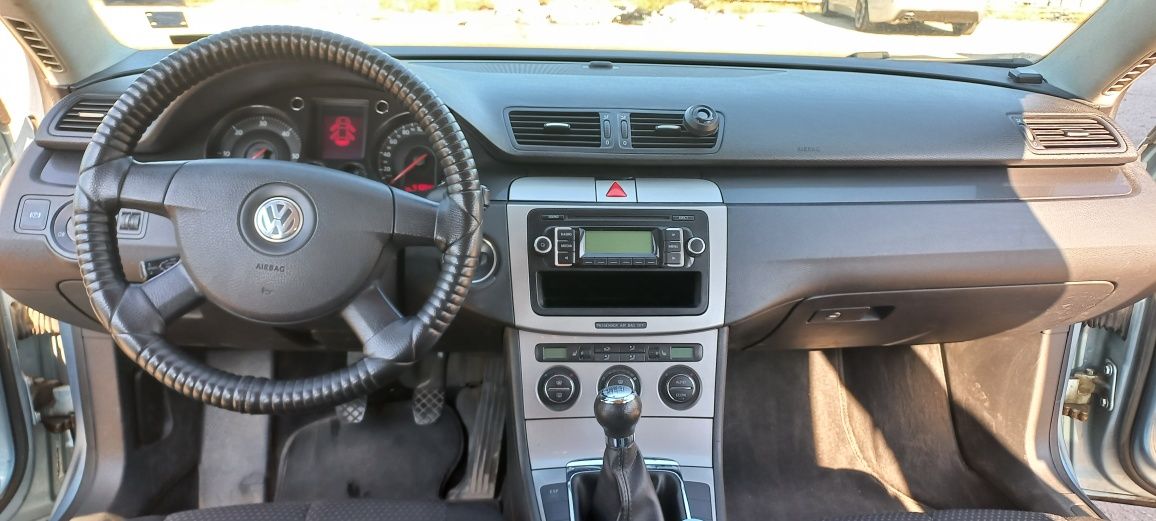 VW Passat 2.0 TDI  140 к.с.