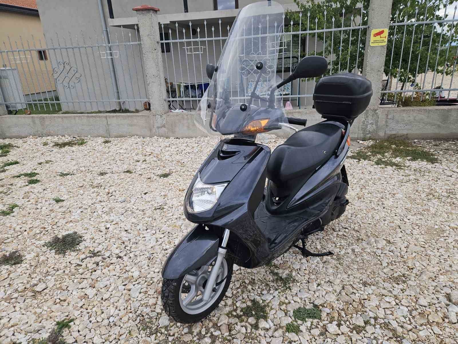 Скутер Yamaha Cygnus 125