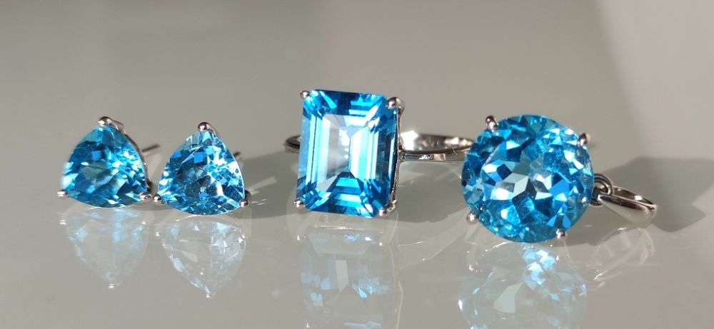 Set aur 18k cu topaz