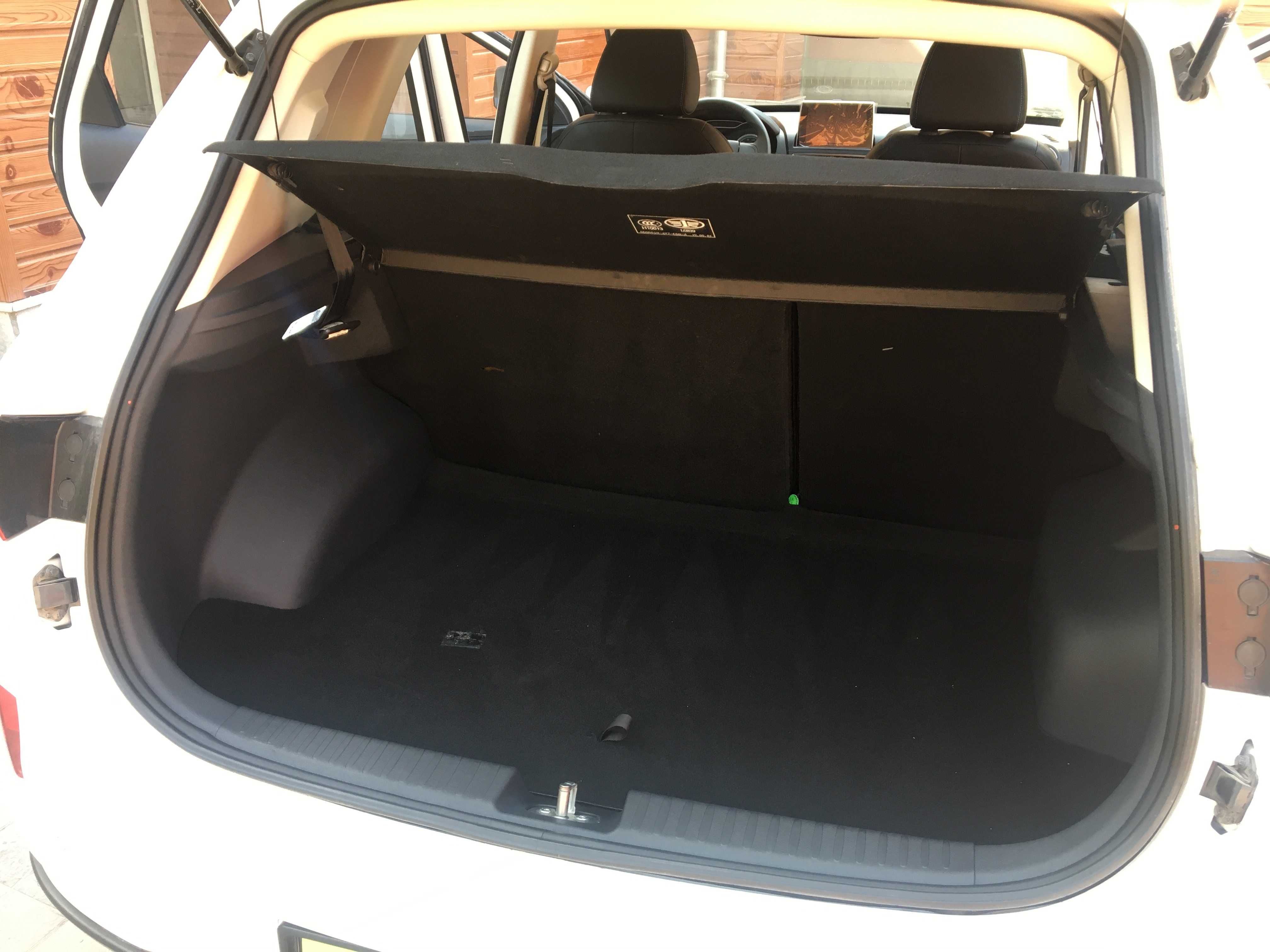 Электромобиль Faw Bestune X40 ev