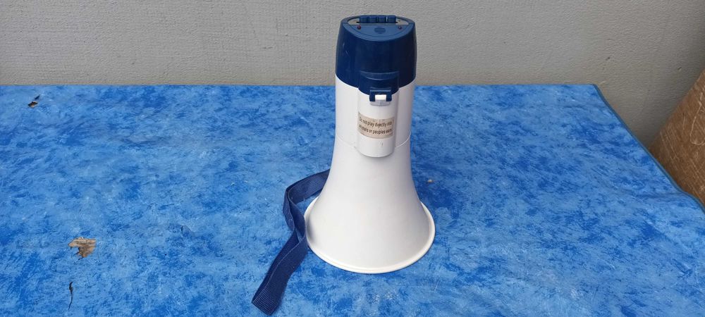 Megafon portavoce cu microfon extern | raza de acoperire 500 m***