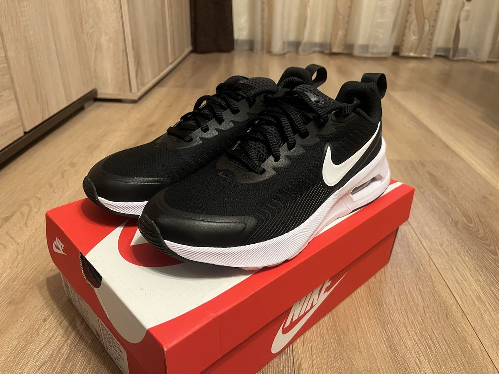 Nike Air Max Nuaxis