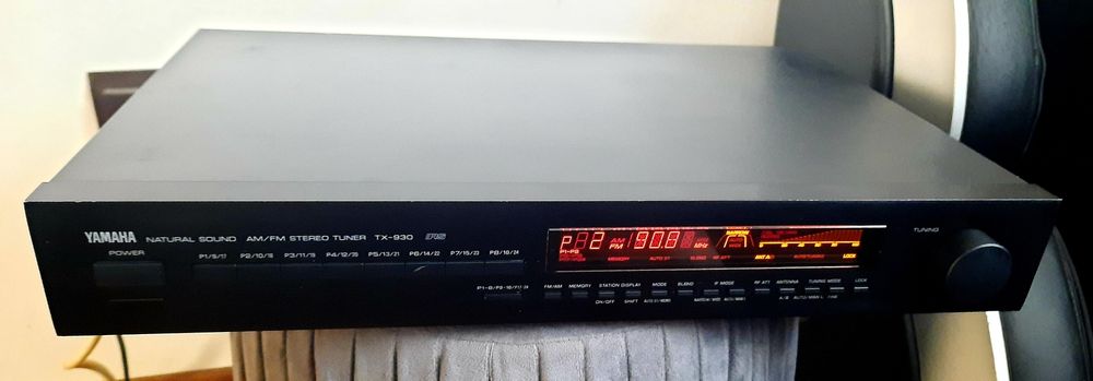 Radiocasetofon cu cd Sharp, deck Grundig, tuner Yamaha