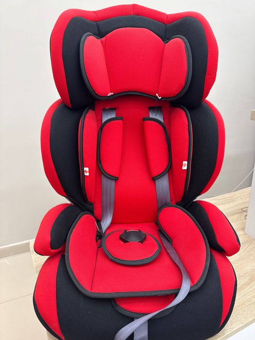 Продается новое детское авто кресло !