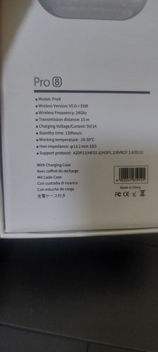 Airpods pro 8 beuu
