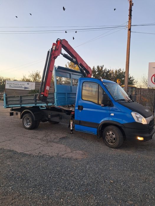Iveco daily basculabil cu macara
