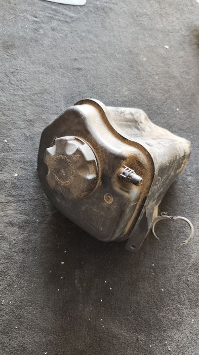 Разширено казанче антифриз за БМВ х5 е70 х6 е71