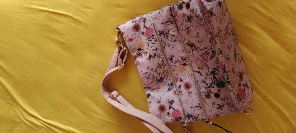 ученическа чанта