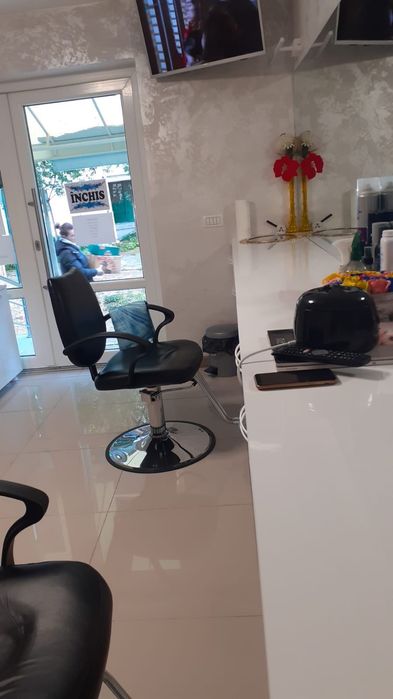 Închiriez salon înfrumusețare