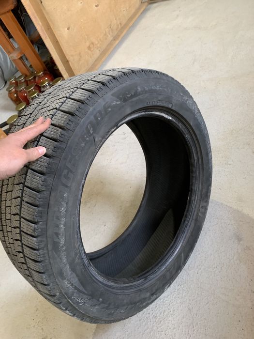 Зимние шины 245/50/R18 Bridgestone японские сняты от к7