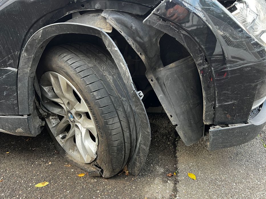 Vand bmw x1 2.0 xdrive 184cp automat AVARIAT