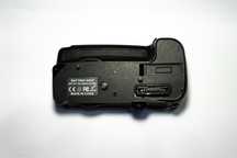 Vand grip pentru Nikon D7000
