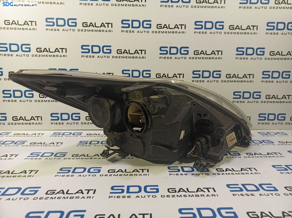 Far Stanga FARA Xenon Ford Focus 2 FL Facelift 2007 - 2011 Cod 8M51-13W030-DE [L1742]