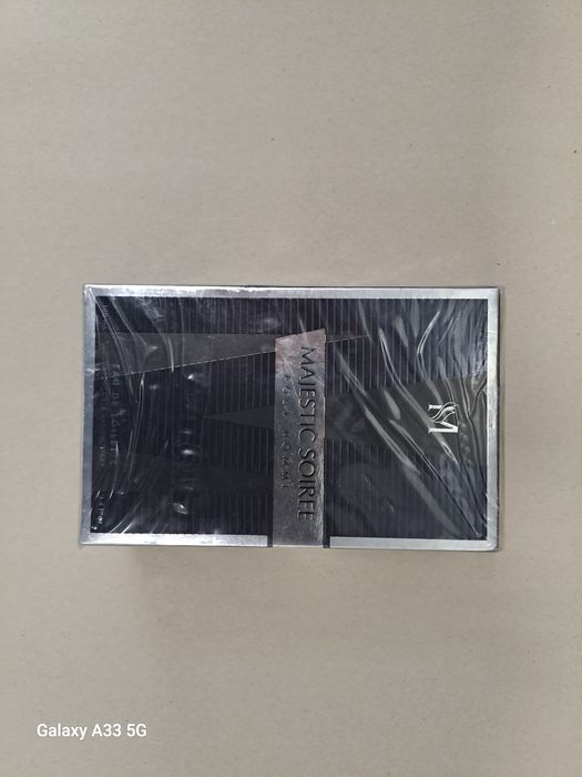 Vand parfum barbatesc sigilat Majestic Soiree, 100 ml