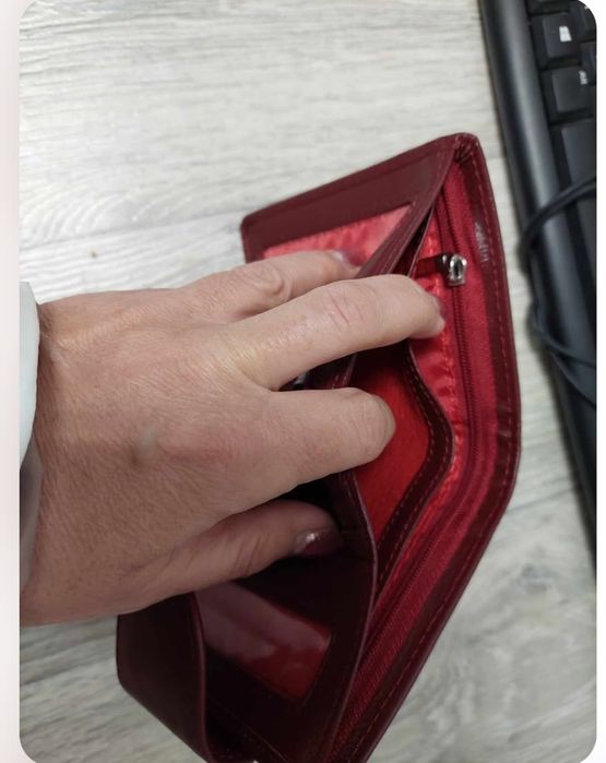 Дамско портмоне,ново