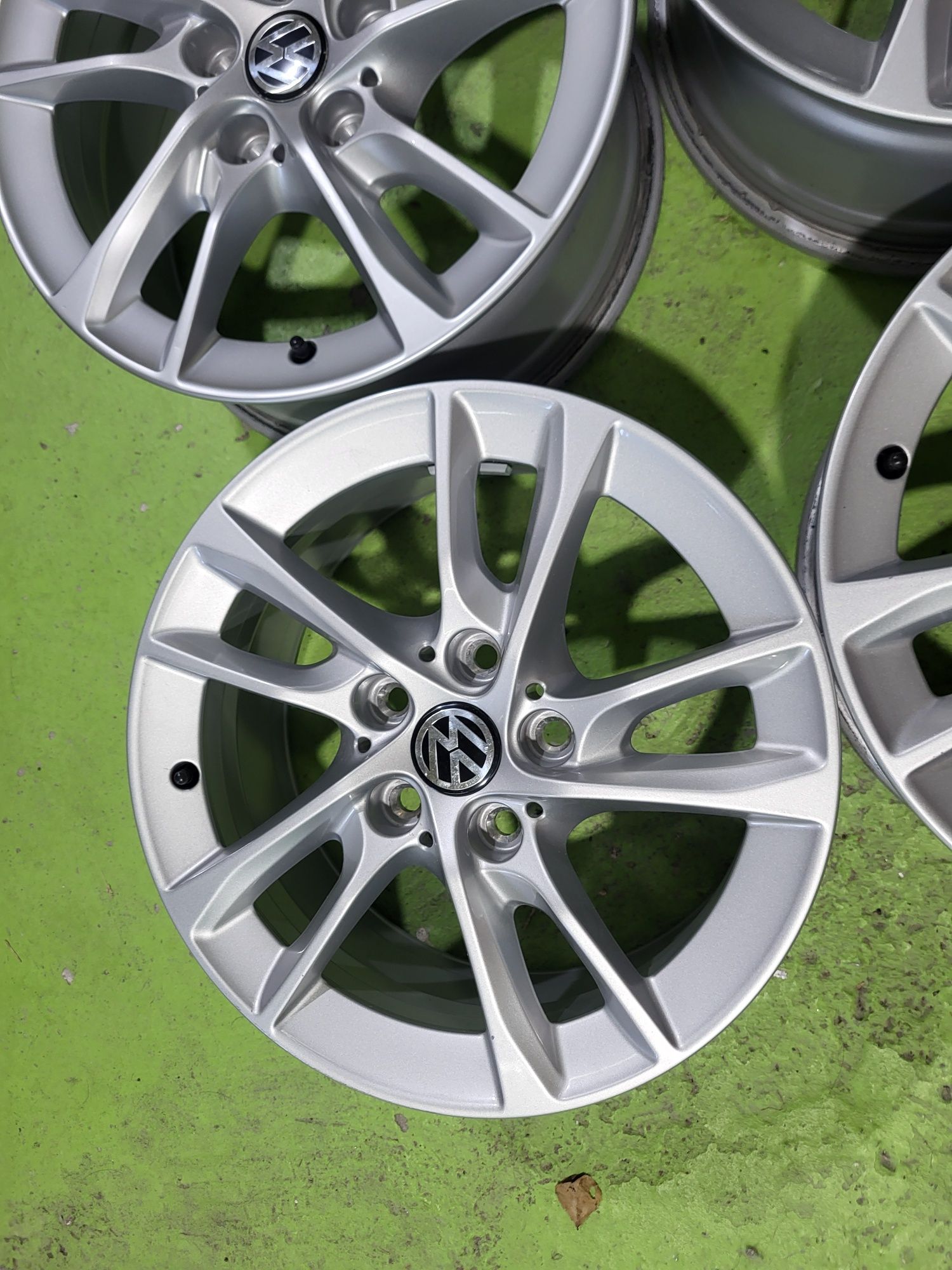 16 5x112 Vw Golf 5 6 7 touran Caddy Skoda 5х112