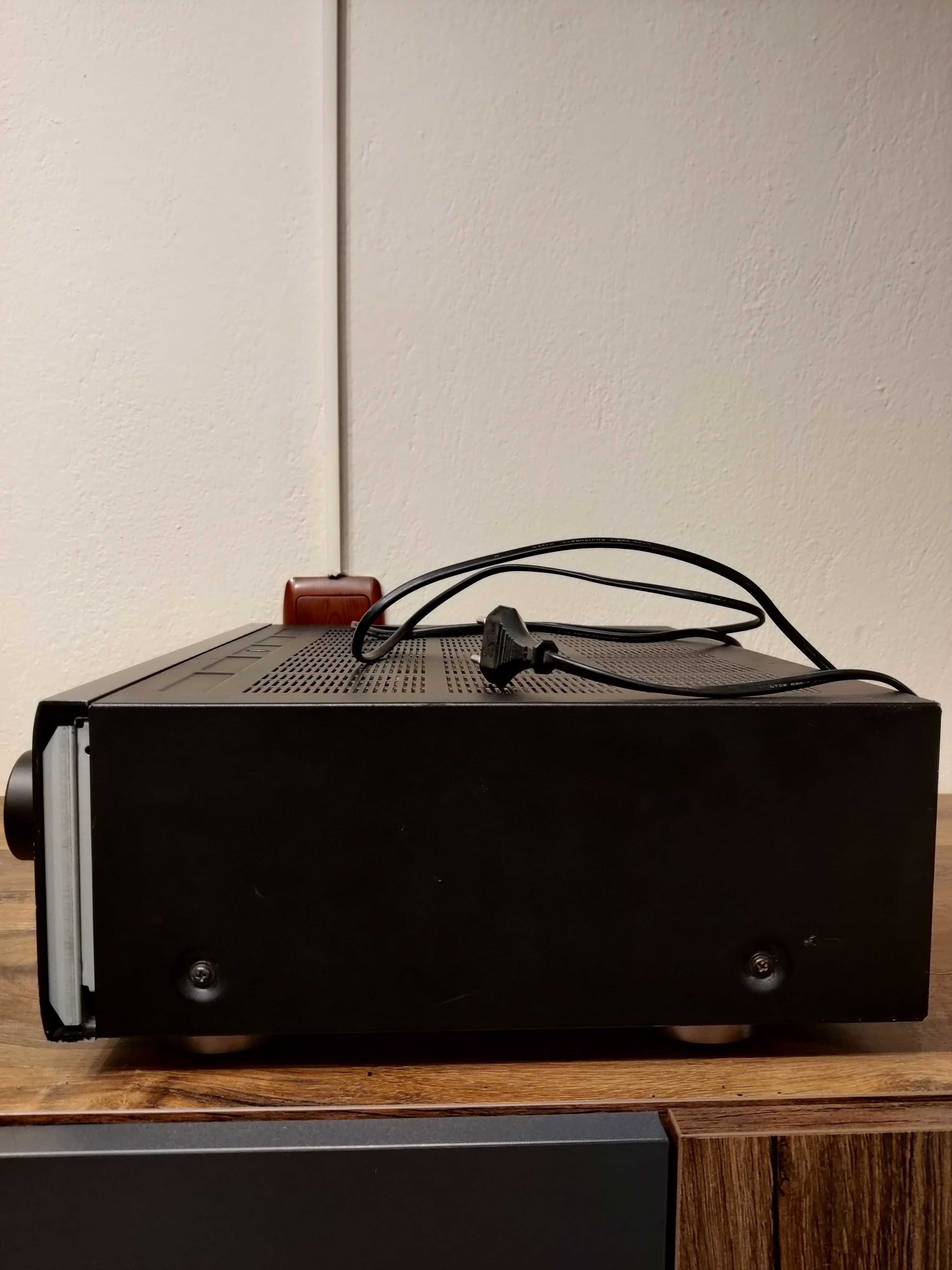 усилвател Yamaha AX-570