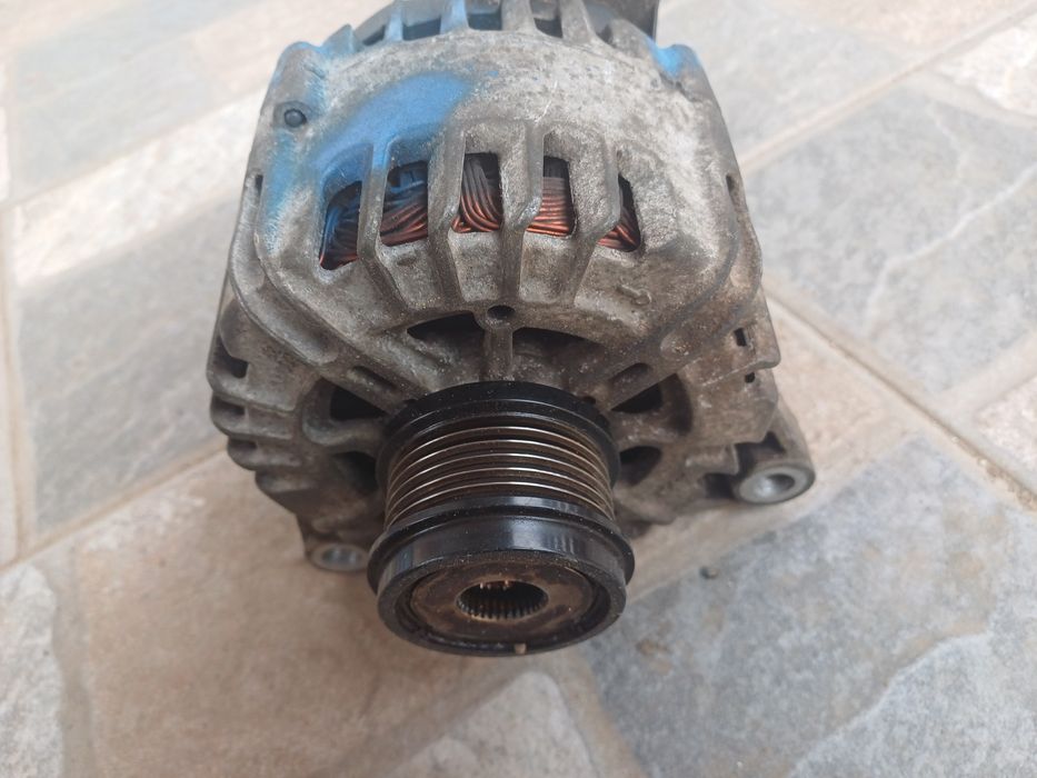 Valeo AV6N-10300-GC  ( Alternator ford focus 3 ) pentru piese