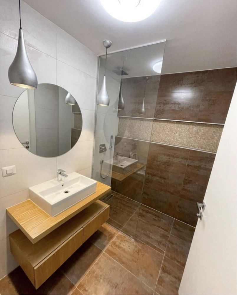 Apartament cu 4 camere