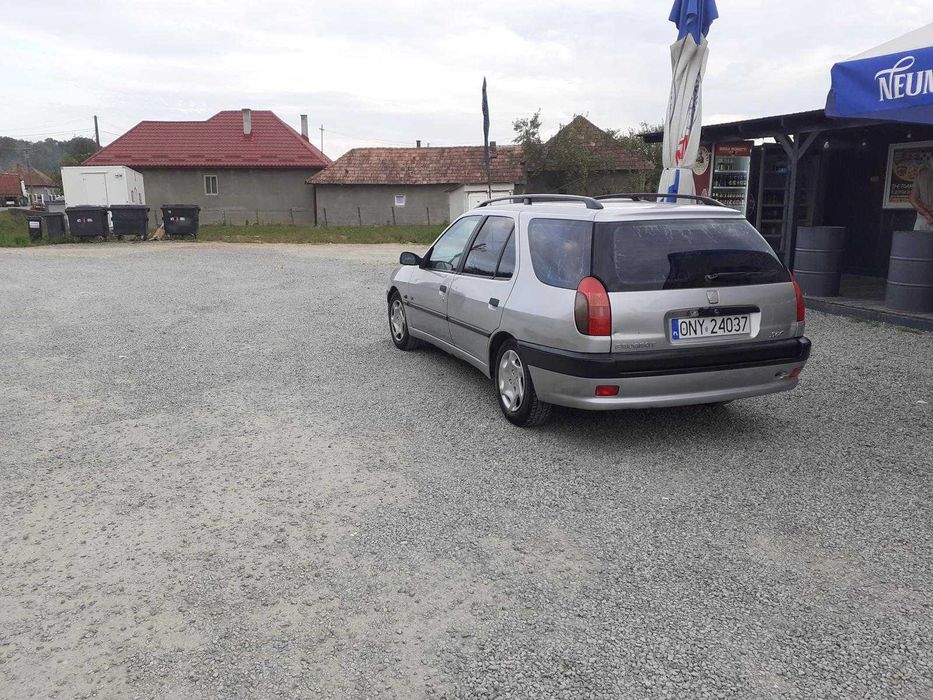 Vând urgent peugeot