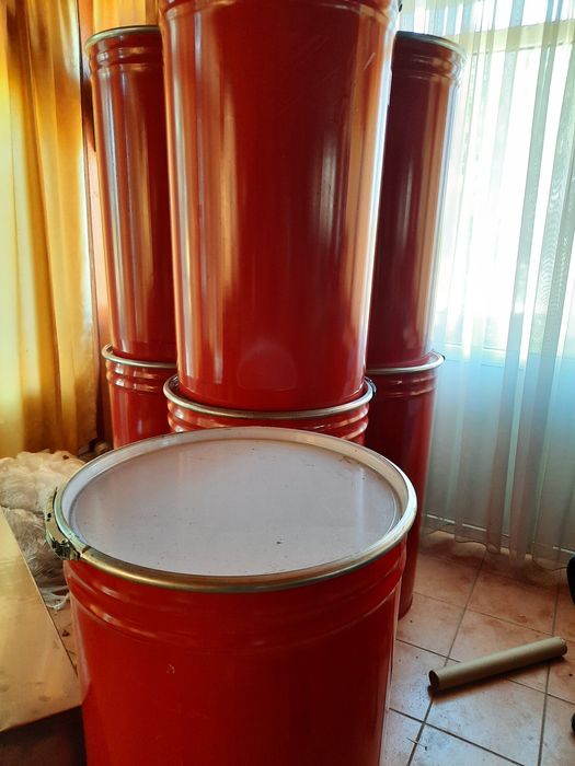 Vand butoaie de 260l