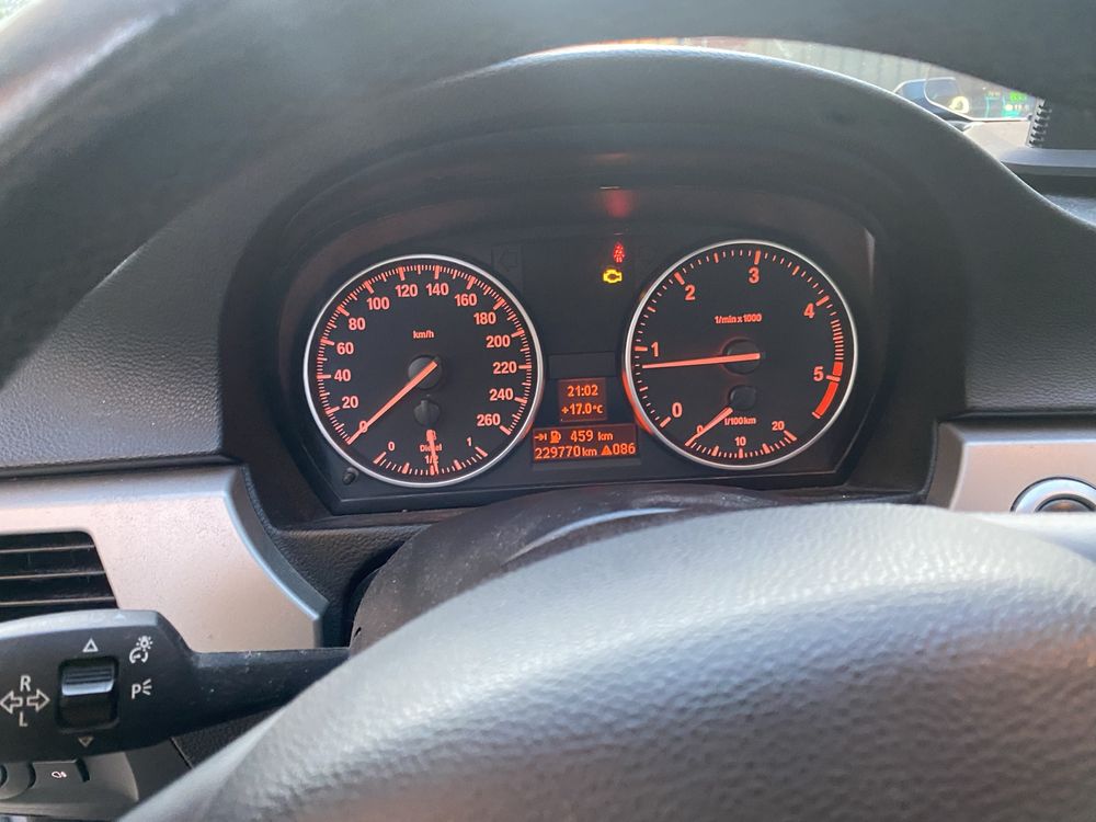 BMW E90 2007 318D