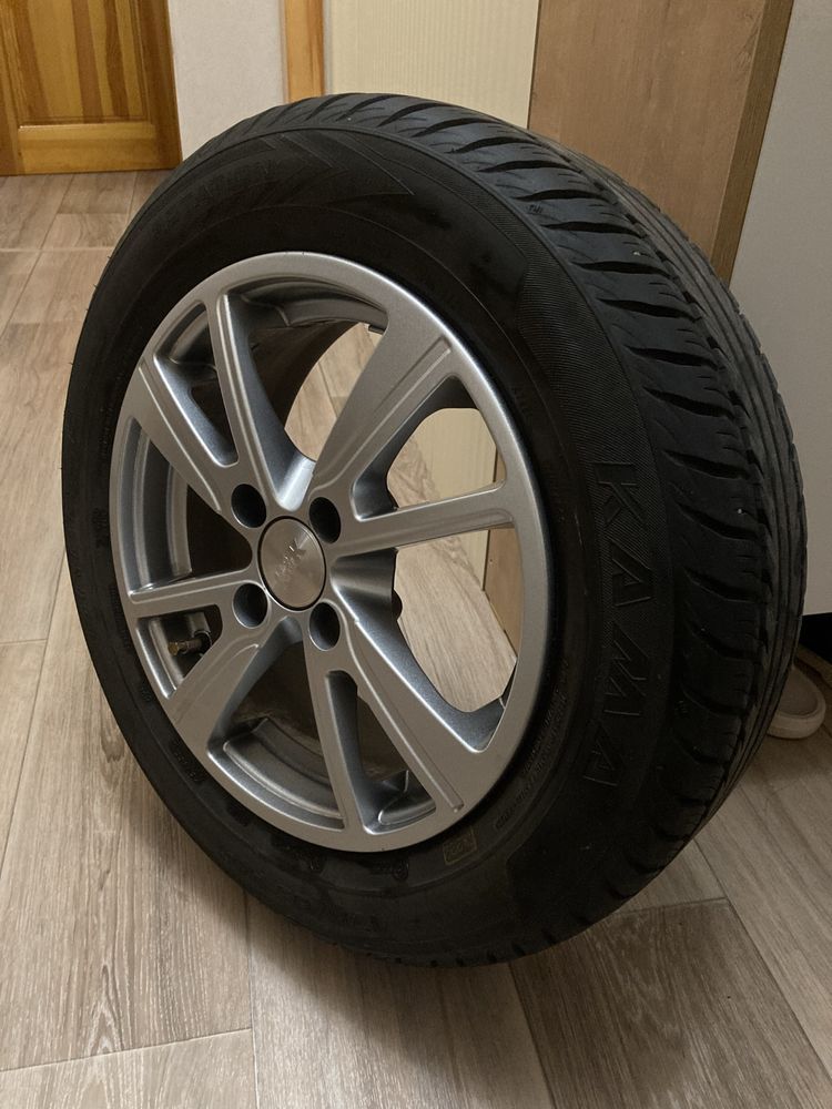 Продам литые диски с резиной в сборе на R14
